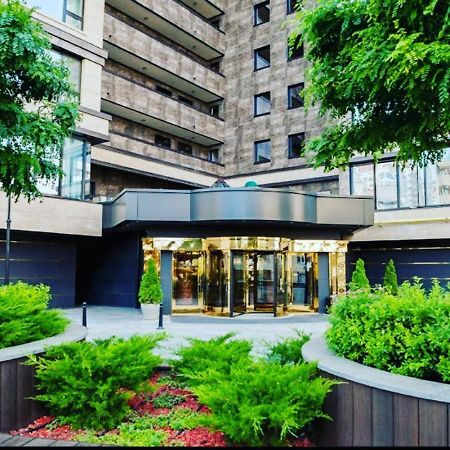 1 Room 60M2 Center Of Obolon Near River Side. With Terrace. 22 Floor 키예프 외부 사진