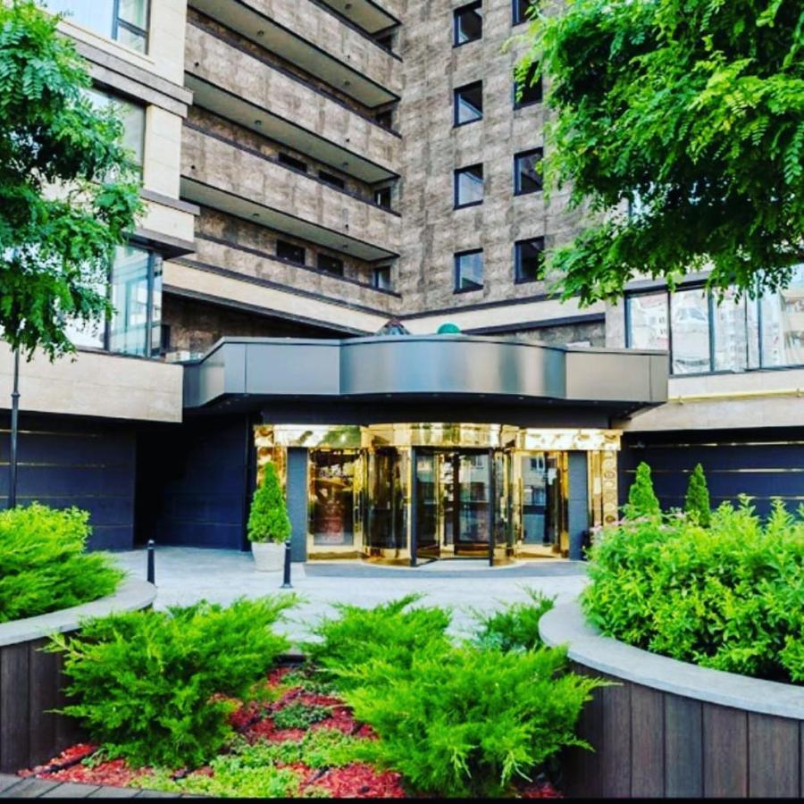 1 Room 60M2 Center Of Obolon Near River Side. With Terrace. 22 Floor 키예프 외부 사진